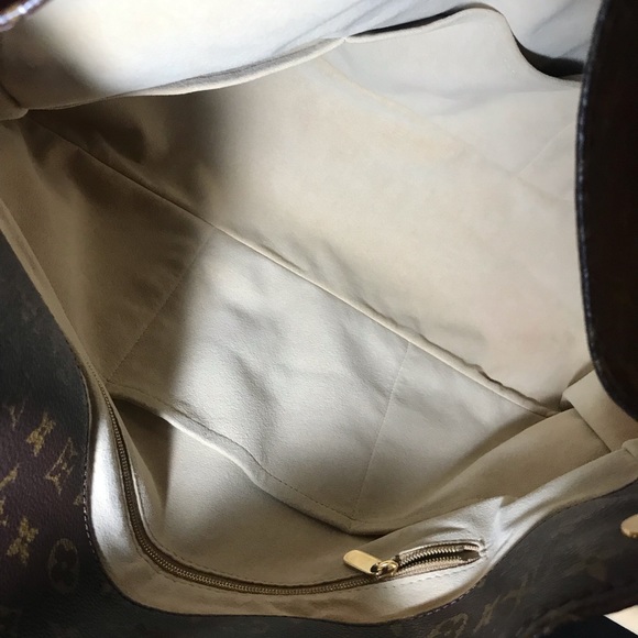 Artsy GM - Picture 3 of 7